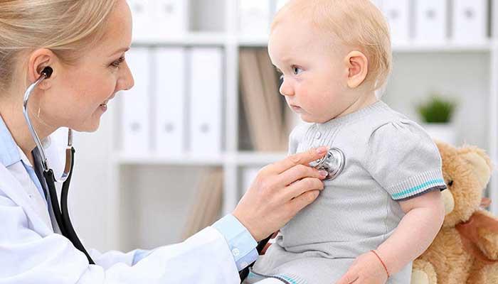 چرا بهتر است کودکان را به پزشک اطفال ببریم؟